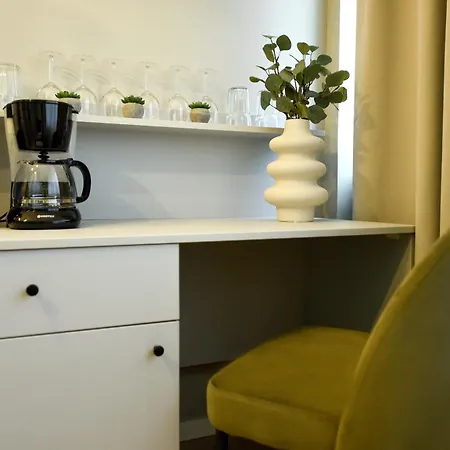 Magheru Boulevard Cozy - Where Less Is Appartement Bucarest
