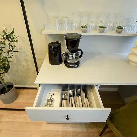 Magheru Boulevard Cozy - Where Less Is * ブカレスト