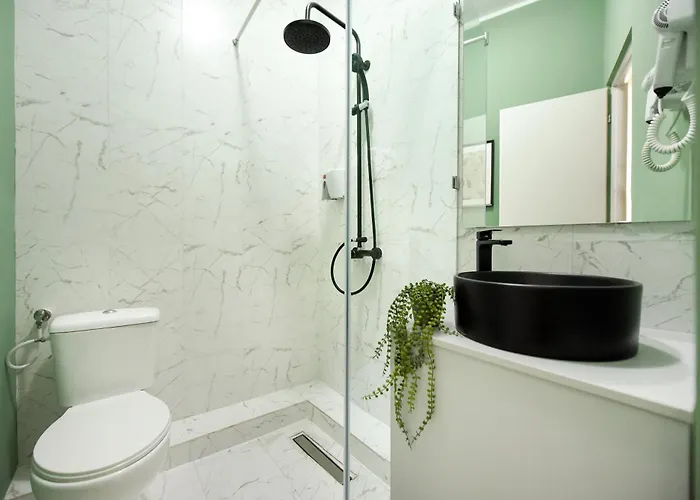 Appartement Magheru Boulevard Cozy - Where Less Is Bucarest