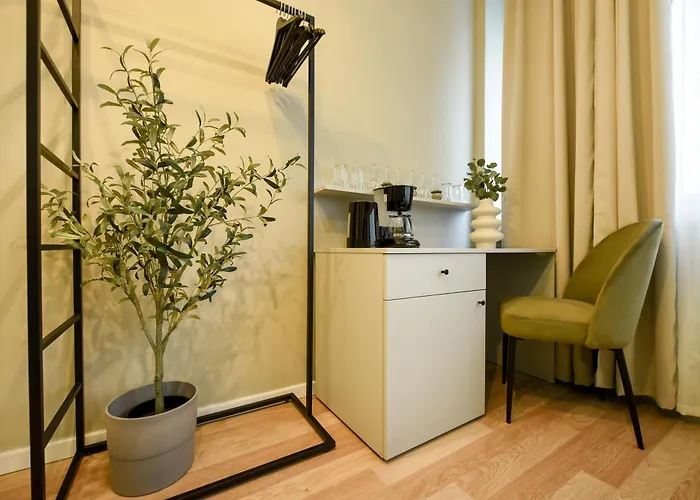 Magheru Boulevard Cozy - Where Less Is Appartement *