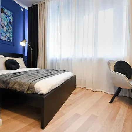 Magheru Boulevard Cozy - Where Less Is * Bucharest