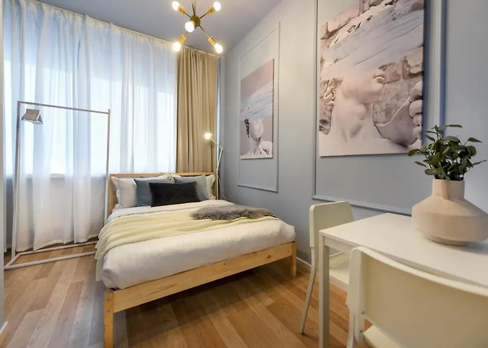 Magheru Boulevard Cozy - Where Less Is